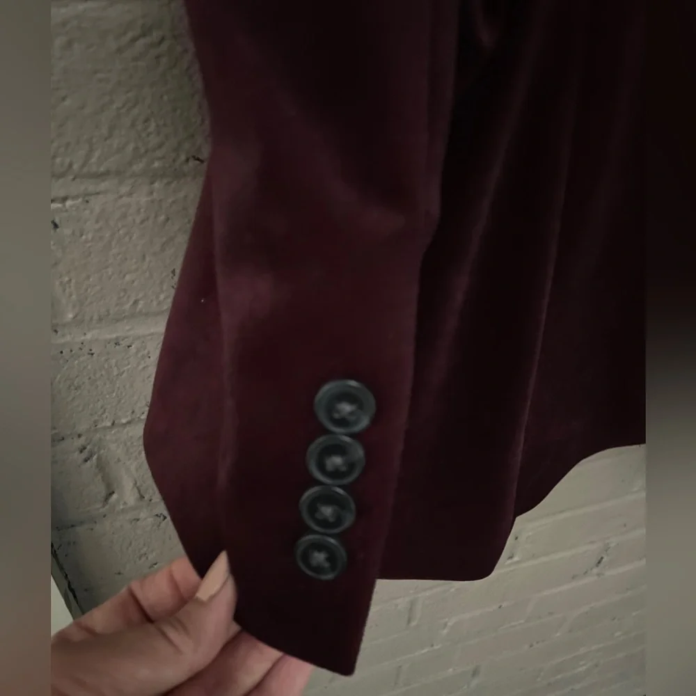 I.N.C. Burgundy Merlot velour blazer L